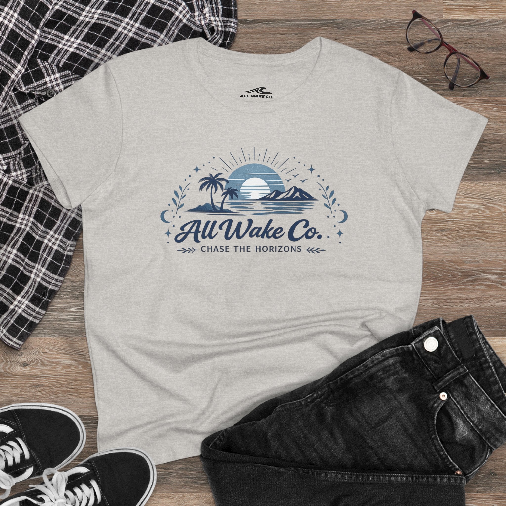 All Wake Co. Womens Chase The Horizon T-shirt